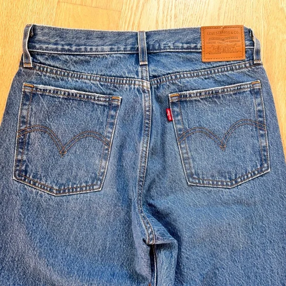 LEVI'S WEDGIE STRAIGHT WOMEN'S JEANS - Picture 4 of 6